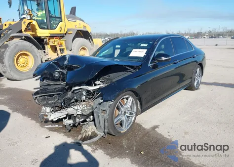 2018 Mercedes-Benz E 300 from USA, damaged, VIN WDDZF4JB5JA335463